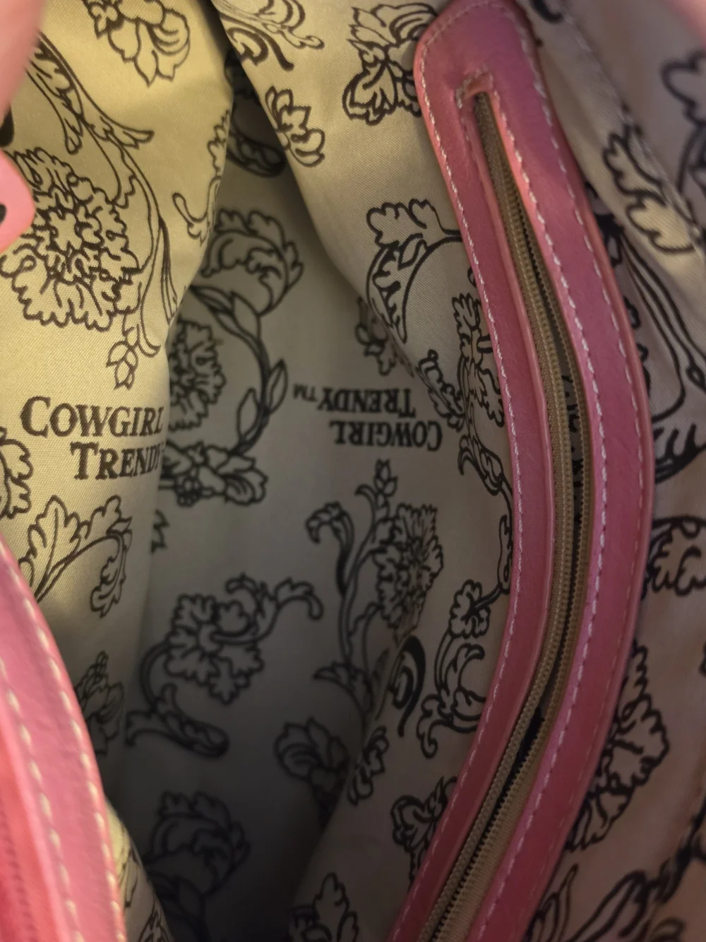 Cowgirl Trendy Pink & White Owl Leather Embroidered Purse with Matching Wallet